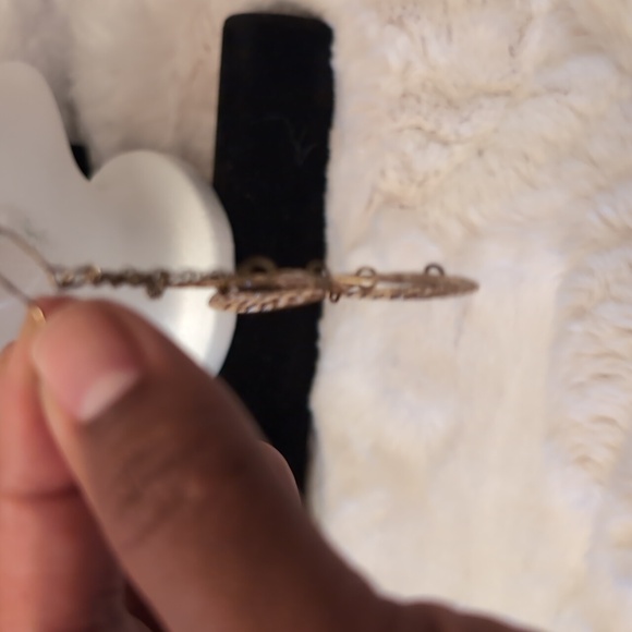 Vintage 80s Gold Toned Glam Statement Drop Dangle Earrings Textured Pattern - Picture 9 of 10